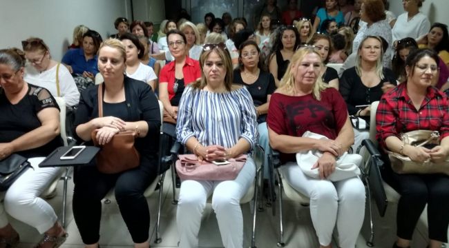 CHP İzmir'de Kadınlar Çocuk İstismarına Sessiz Kalmadı