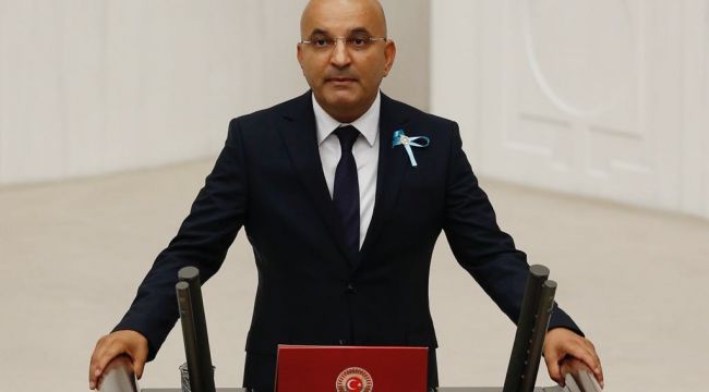 CHP'li Polat; İzmir'de Yakılan Özgürlük Ateşi Sonsuza Dek Sönmeyecek