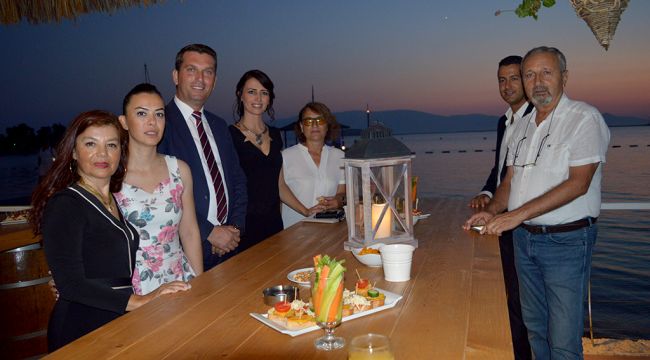 Foça'da Eğitime Destek Konseri