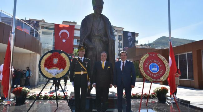 Narlıdere'de Cumhuriyetin 95. Yılı Törenlerle Kutlandı
