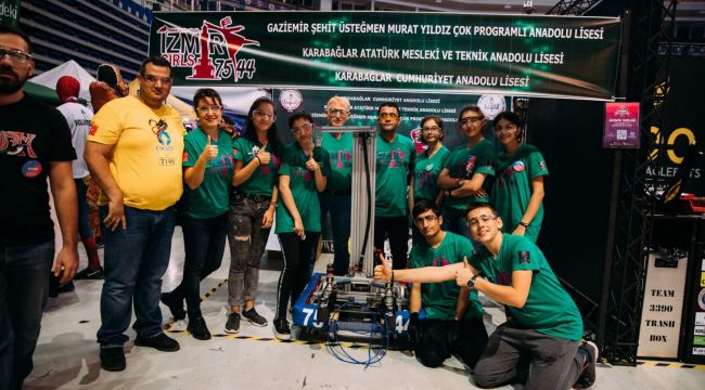 Geleceği İnşa Eden İZMİR GİRLS FRC Robot Takımı Destek Bekliyor