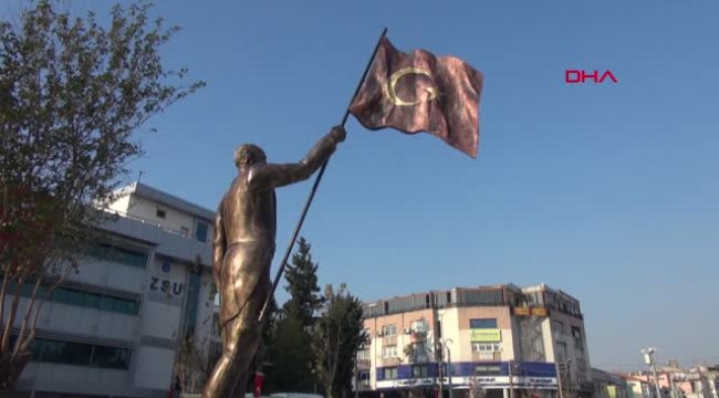 İzmir Atatürk'e Benzemeyen Heykel Yeniden Tasarlanacak