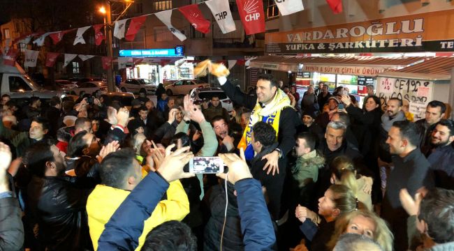 Suat Nezir'e miting gibi karşılama