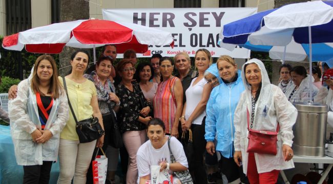 Konak kadın kollarından Her Şey Çok Güzel Olacak kermesi
