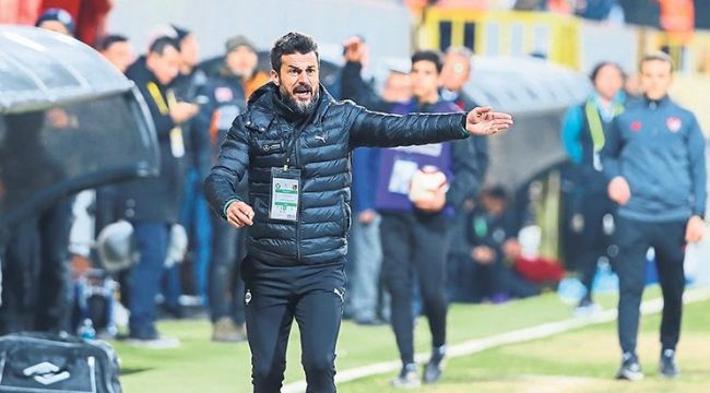 Altay'da Tandoğan yenilerin formundan memnun değil