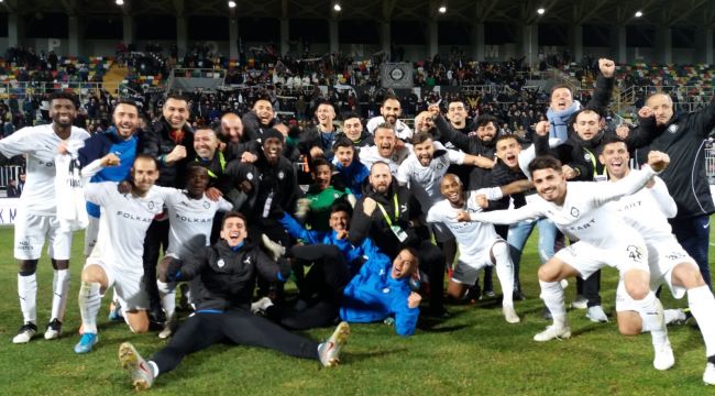 Bornova, Altay’a da uğurlu geldi:  3’te 3