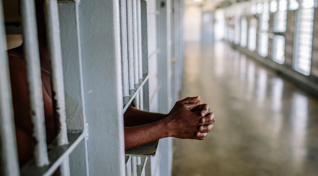 TBMM'de infaz yasası kabul edildi: İzmirli vekiller hangi oyu kullandı?