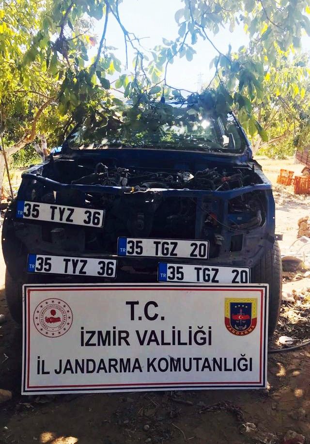 İzmir Tire'de araçların parçalarına ayrılıp satıldığı çiftlik evine operasyon