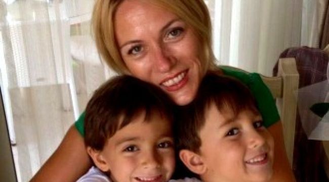 İzmir'de yaşayan 2 çocuk annesi Duygu için kök hücre bağış kampanyası başlatıldı