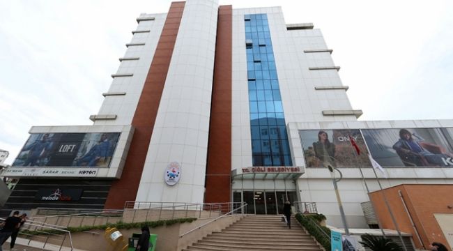 Çiğli'de Dayanışma Zincirinin Son Halkası: Taziye Paketi