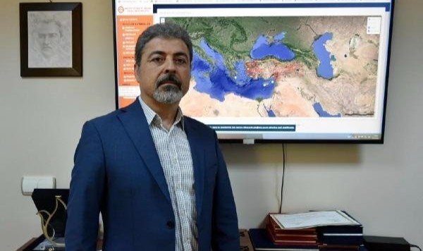 Prof. Dr. Sözbilir, “İzmir’de minimum 20 maksimum 300 yılda yıkıcı deprem oldu!”