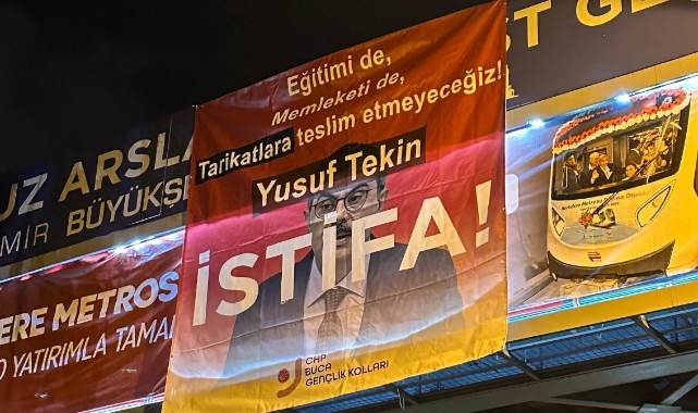 CHP Buca Gençlik Kolları’ndan Bakan Tekin’e istifa çağrısı