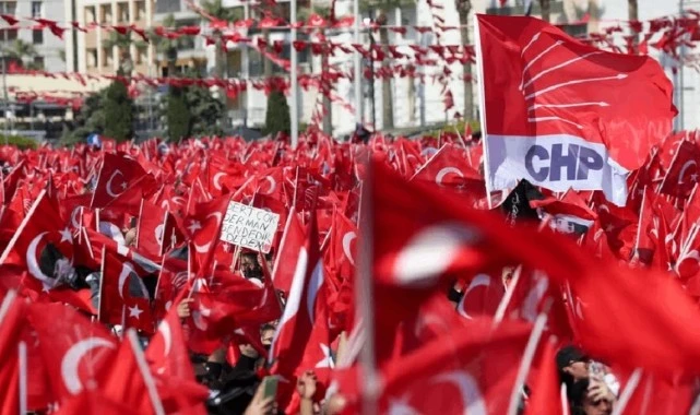 CHP'de adaylar için kritik hafta: Özel'den yoğun görüşme trafiği