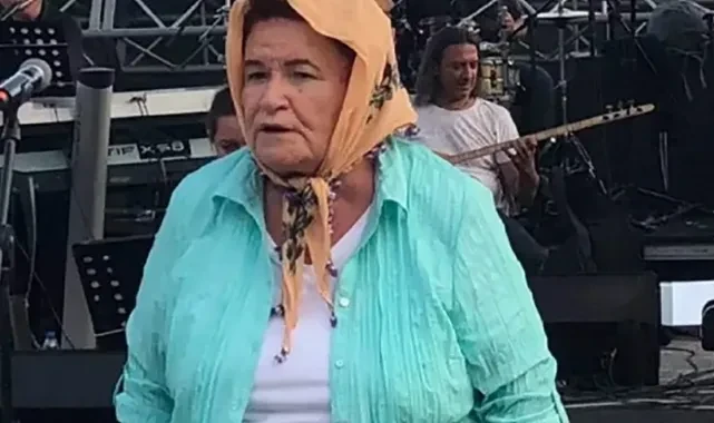 Herkes bunu konuşuyor. Selda Bağcan'ın imajı sosyal medyaya damga vurdu!