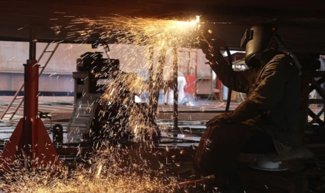 Sanayi üretimi kasımda azaldı
