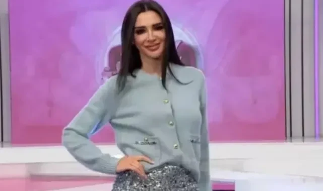 93 bin liralık hırkanın ardından tüylü terlikleri şoke etti! Arda Turan'ın eşi Aslıhan Doğan Turan gündem oldu