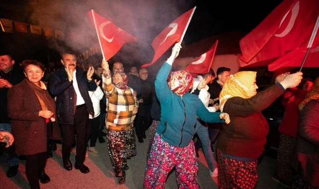 Başkan Kırgöz, 1200 araçlı konvoyla Deliktaş’ta seçim startını verdi