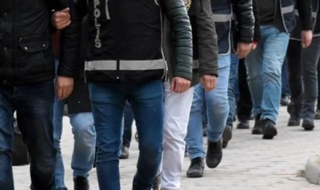 FETÖ'nün Kara Kuvvetleri Komutanlığı yapılanmasına operasyon!