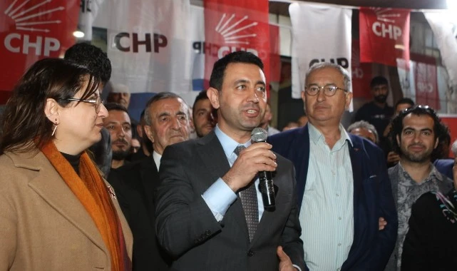 İrfan Önal seçim ofisi açılışında konuştu: ‘Halkla beraber kentin refahı için çalışacağız’