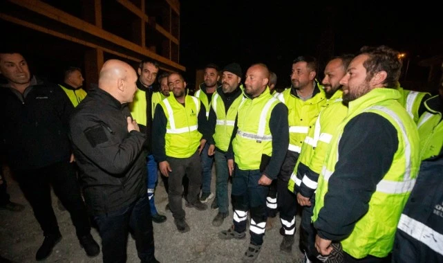 İzmir afet bölgesiyle dayanışmayı sürdürüyor
