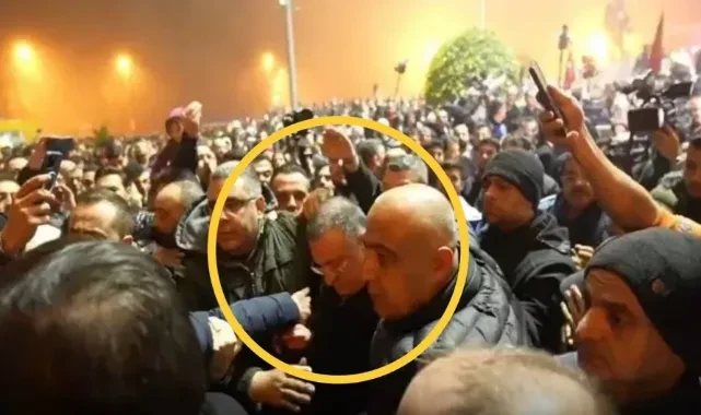 Lütfü Savaş depremin yıldönümünde Hatay'da böyle protesto edildi: Korumalar kaçırdı
