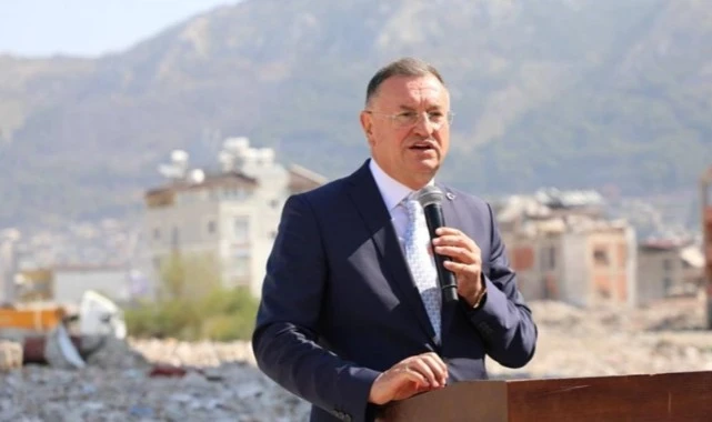 Lütfü Savaş'tan açıklama: 'Güven şarkı söylemekle, top oynamakla olmuyor'