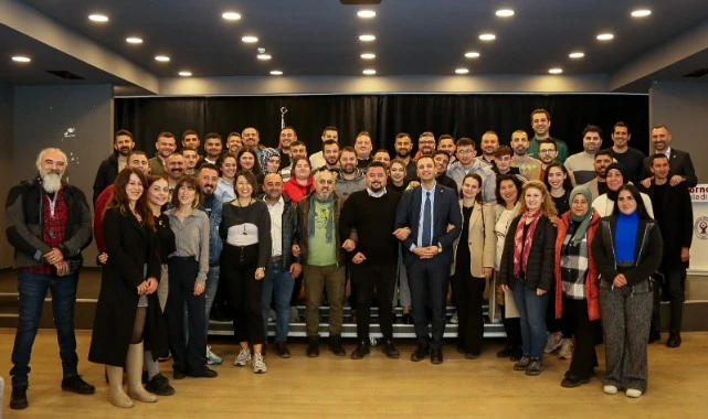 Bornova Adayı Ömer Eşki'den yarı zamanlı çalışanlara tam zamanlı müjdesi