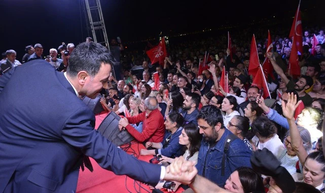 Başkan Önal’dan dayanışma çağrısı: “Tebrik çiçekleriniz desteğe dönüşsün” 