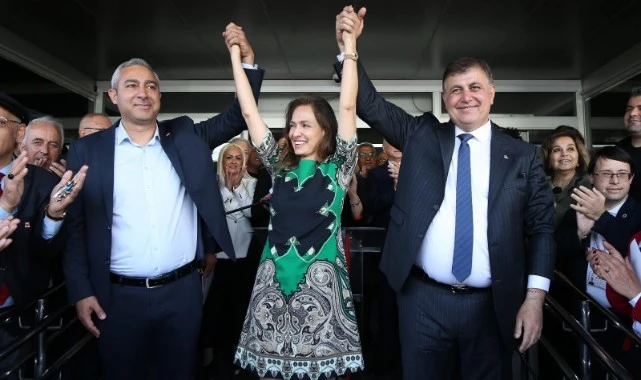 Karşıyaka’da devir teslim coşkusu