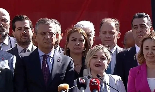 Lütfü Savaş paylaştı: CHP, bugün de YSK önünde açıklama yapacak