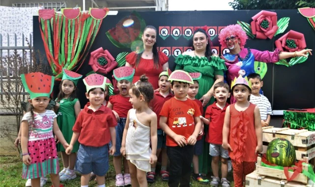 Bornovalı minikler Karpuz Festivali’nde eğlendi