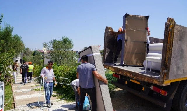 Seferihisar’da hobi bahçelerinin yıkımına başlandı