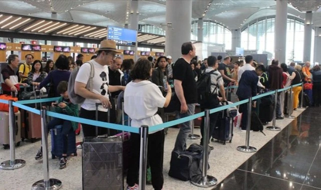 Yurt dışı çıkış harcına büyük zam geliyor