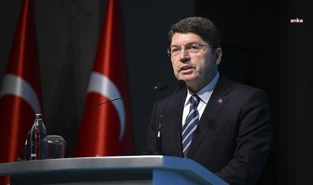 Bakan Tunç açıkladı: Çeşme'deki yangının ardından 4 şüpheli gözaltına alındı!