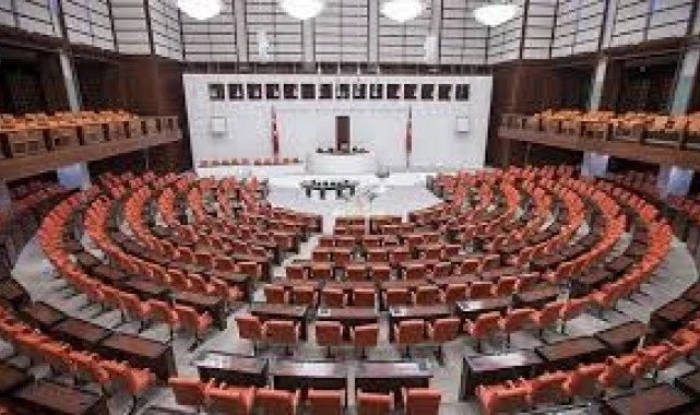 Bakanlar ve Milletvekillerine Büyük Zam