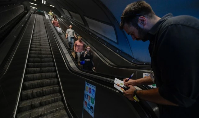 Büyükşehir’den Üçyol Metro İstasyonu’ndaki yürüyen merdivenlere detaylı kontrol ve inceleme