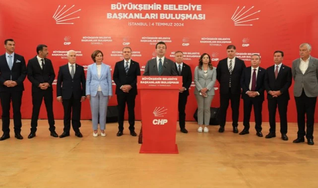 CHP’li büyükşehir belediye başkanları İstanbul’da buluştu