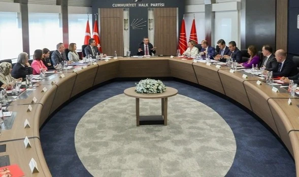 CHP MYK Toplandı: Masada Tüzük Kurultayı Var