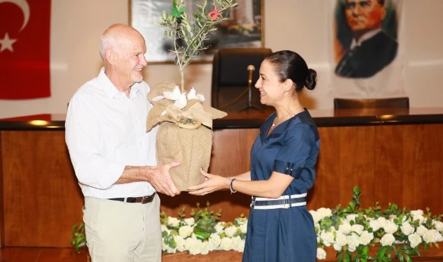 Filiz Başkan ve Yorgo Papandreou'dan barış ve dostluk mesajları