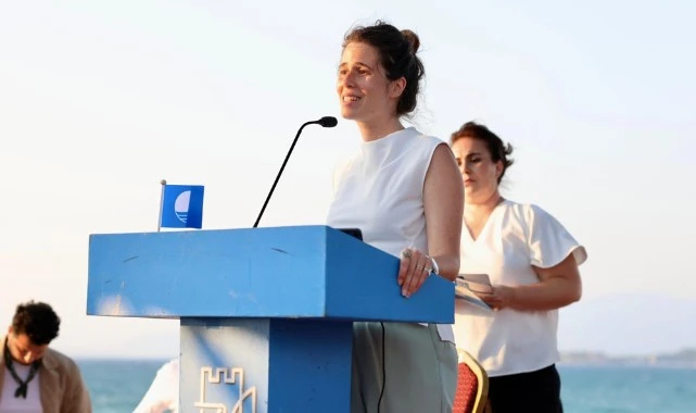 Ilıca Halk Plajı Dünyanın bir numaralı eko etiketi olan ‘mavi bayrak’ ödülüne layık görüldü