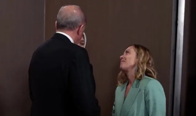 İtalya Başbakanı Meloni'nin Erdoğan'a baygın bakışları sosyal medyayı salladı