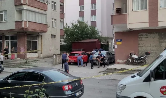 Samsun'da dehşet anları! Eşiyle tartıştıktan sonra baltayla kapıyı kırıp eve girmeye çalıştı