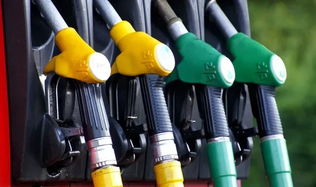 LPG'ye zam, motorine indirim geldi. İstanbul Ankara İzmir güncel motorin, benzin fiyatları ne kadar oldu?