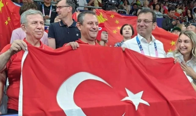 Mansur Yavaş'tan Paris Açıklaması