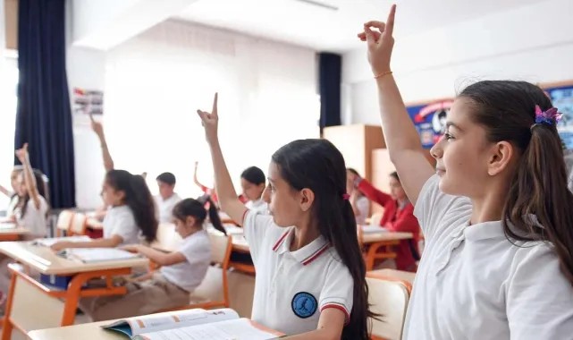 MEB duyurdu: Okullarda yeni dönem! Veliler artık seçim yapamayacak. Şube ve öğretmenler e-Okul üzerinden kurayla belirlenecek