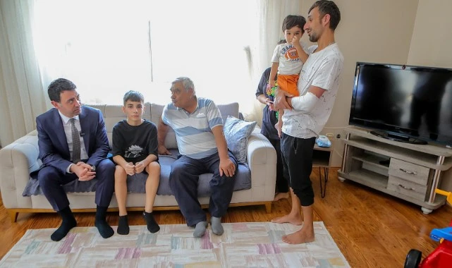 Başkan Önal’dan afetzede Arda’ya doğum günü sürprizi