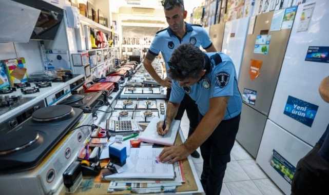 Karşıyaka’da zabıta ekiplerinden işgal denetimi