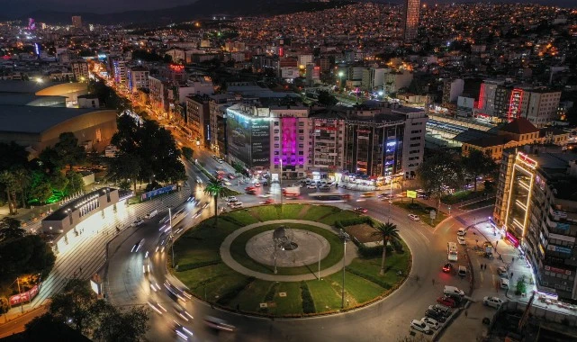 Konak’ta pembe farkındalık