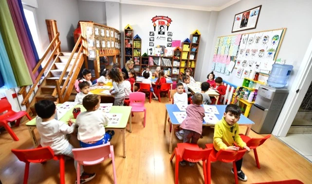 Başkan Tugay talimat verdi, anaokullarının ücreti 5 bin TL’ye indi