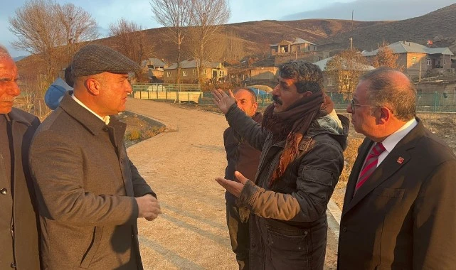 CHP’li Bakan İran sınırını gezdi: Her gün en az 300 Afgan sınırımızdan geçmeye devam ediyor!